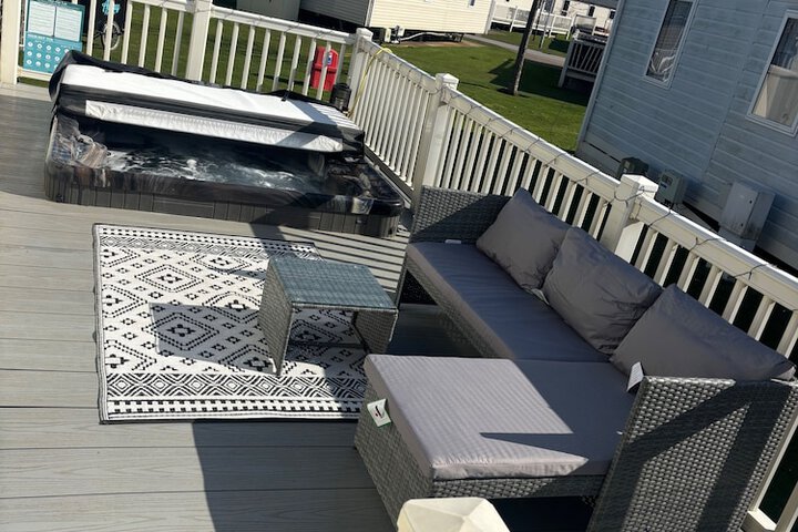 Terrace/Patio 27 of 29
