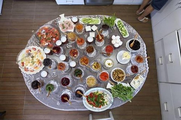 Dining 82 of 101