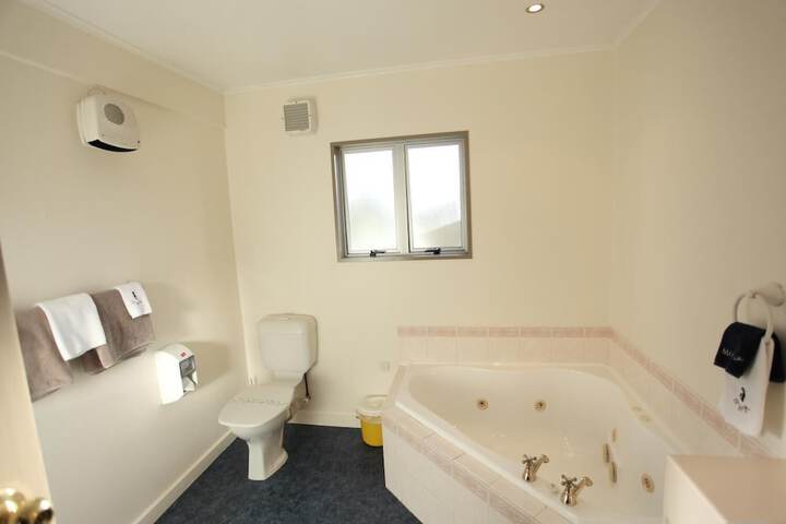 Bath Interior