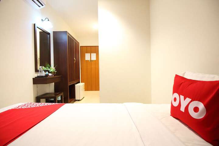 Room 16 of 37