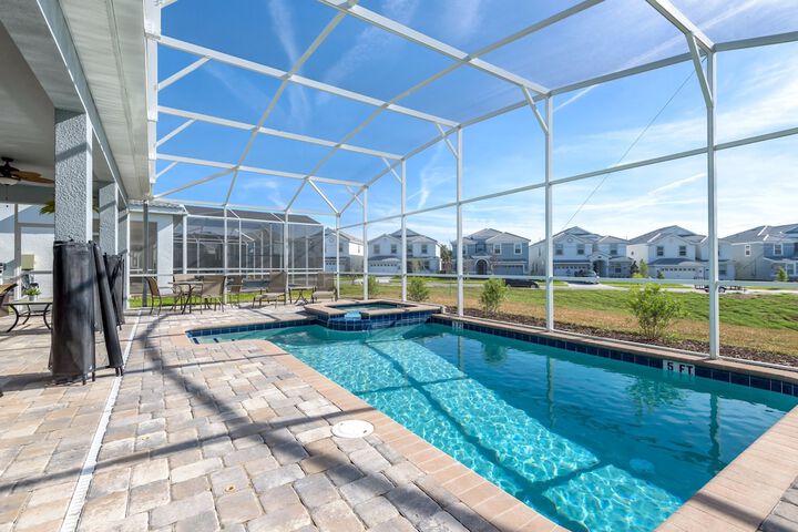 Pool 9 of 44