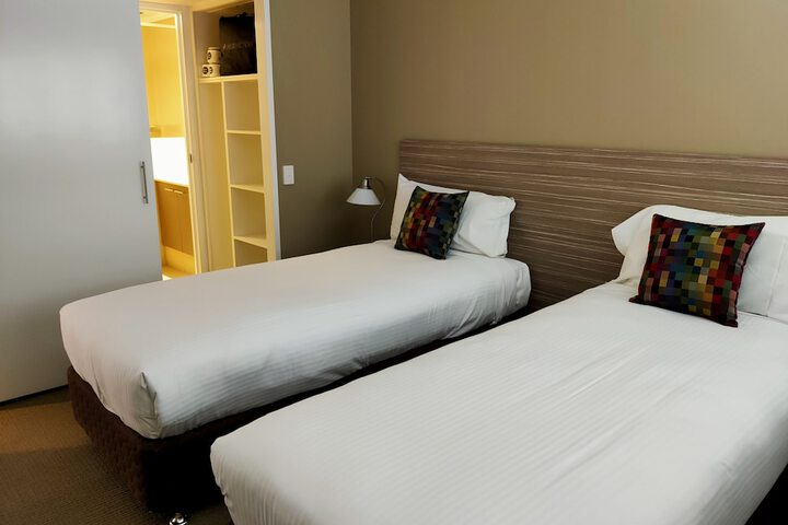 Room 8 of 47