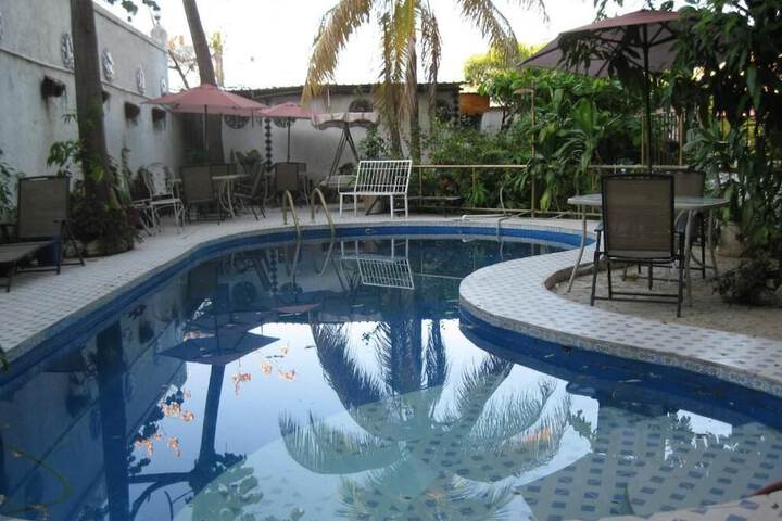 Pool 39 of 64