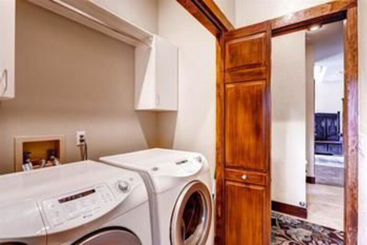 Room 14 of 25
