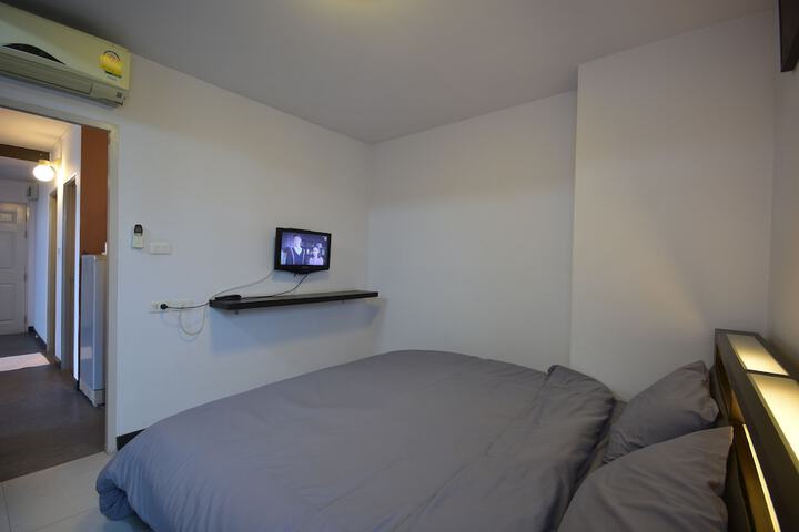 Room 5 of 24