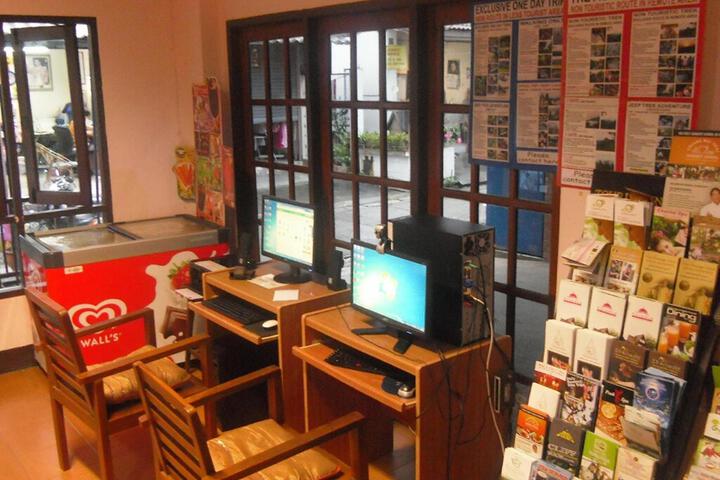Guest Lobby