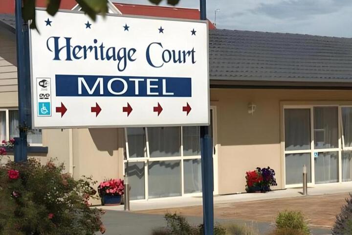 Heritage Court Motel