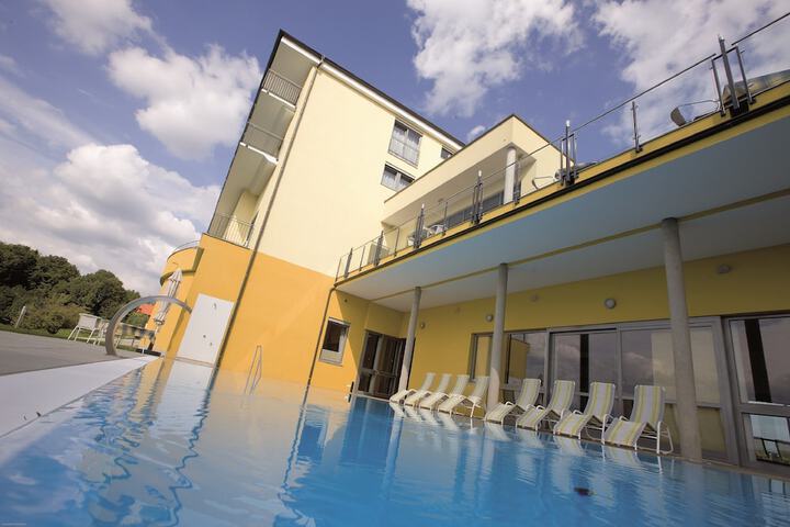Pool 27 of 47