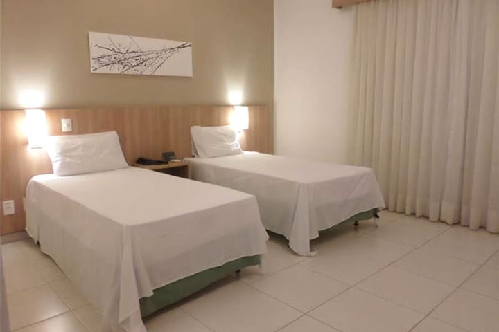 Room 4 of 35