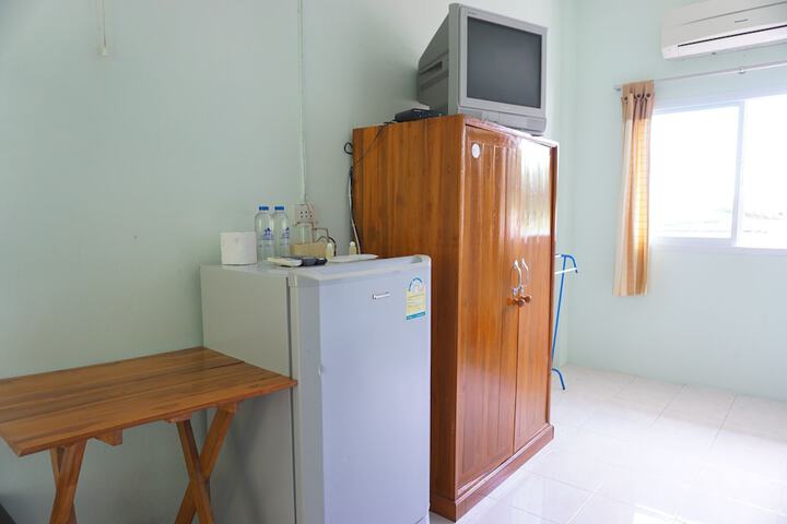 Room 10 of 30