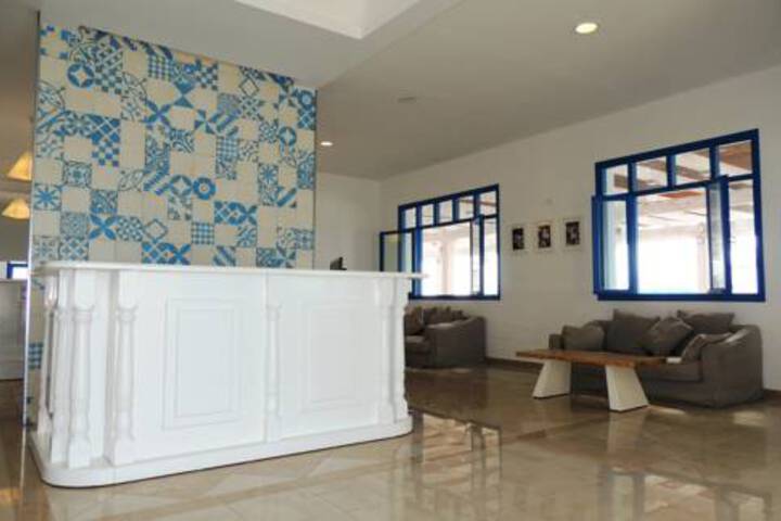 Hotel Interior 7 of 18