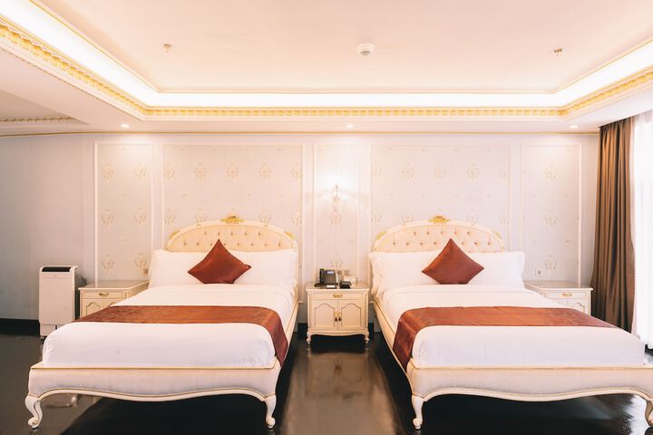 Room 19 of 71