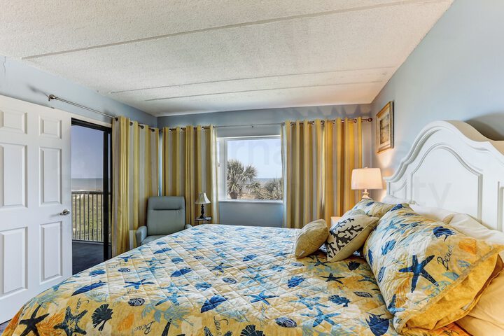 Room 12 of 182