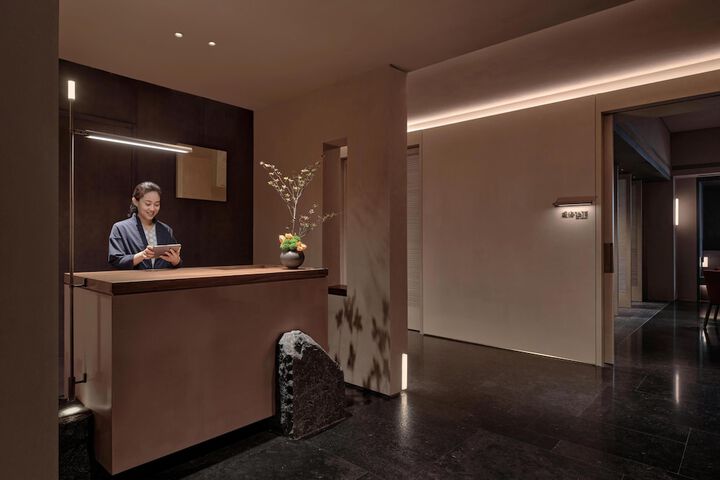 Hotel Interior 10 of 98