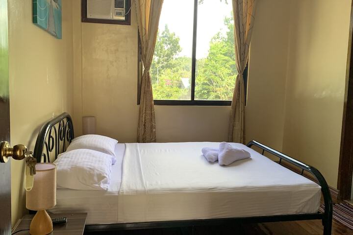 Room 18 of 47
