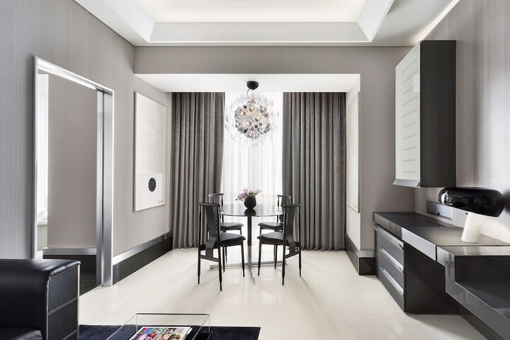 Room 7 of 188