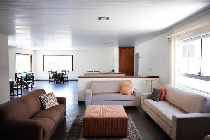 Guest Lobby