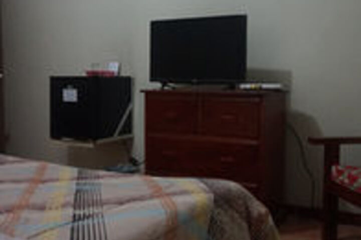 Room 19 of 33