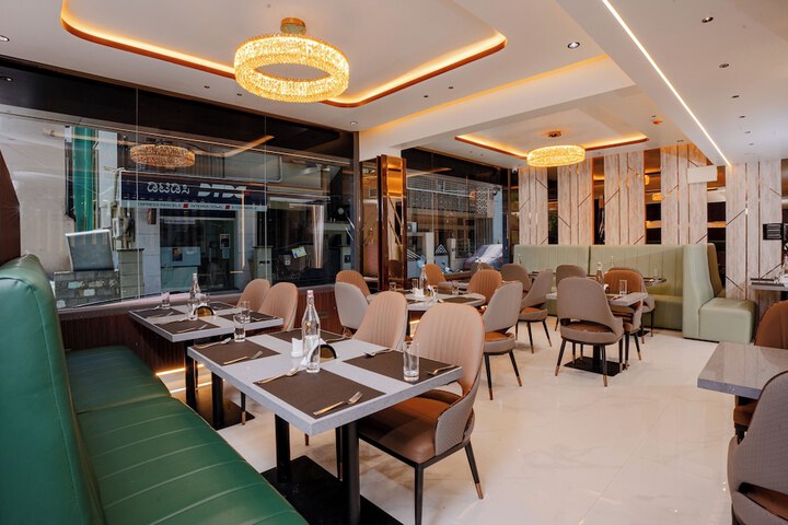 Dining 55 of 74