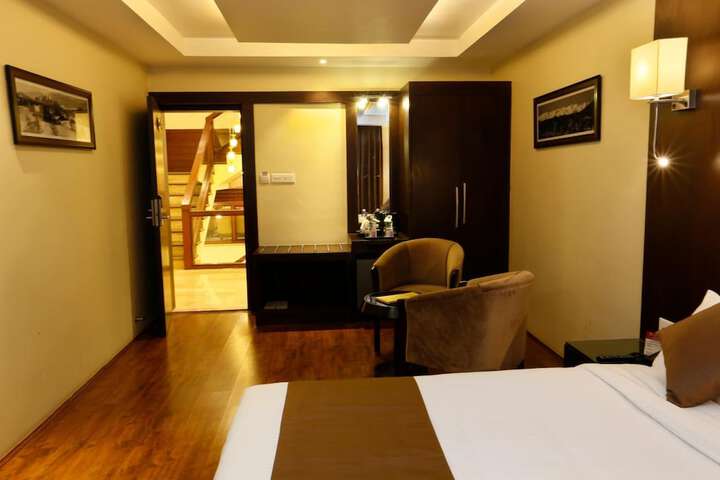 Room 30 of 55