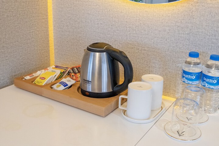 Breakfast/Coffee Service 94 of 184