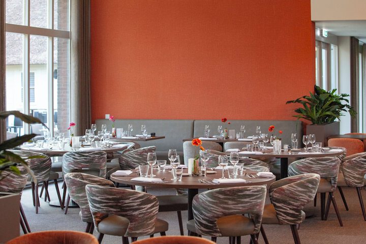 Dining 64 of 103