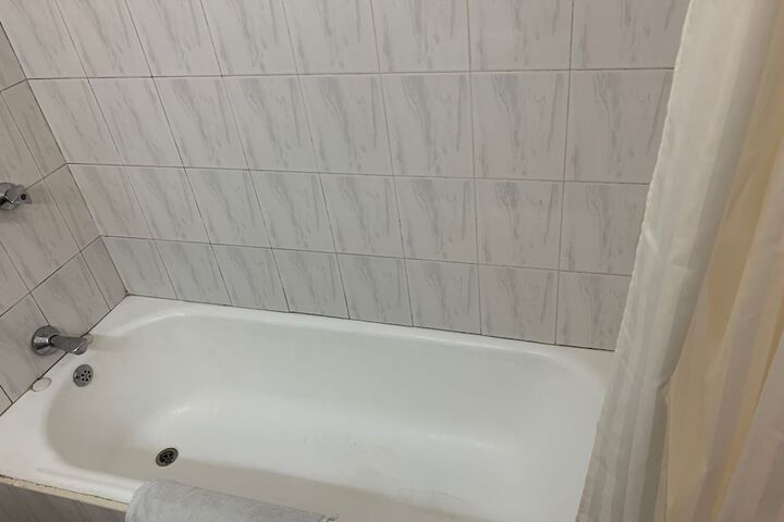 Room 14 of 35