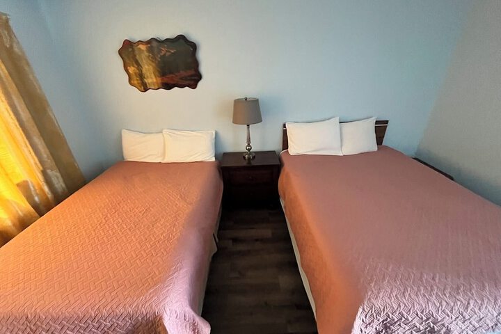 Room 6 of 7
