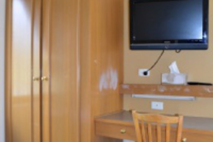 Room 524 of 768
