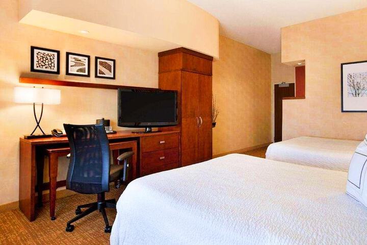 Room 9 of 50