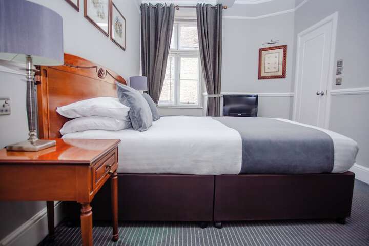 Room 19 of 35