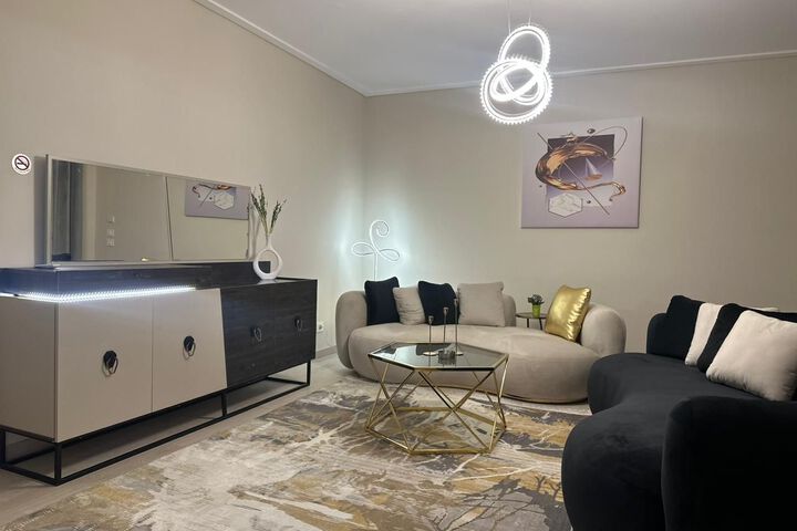 Room 8 of 15