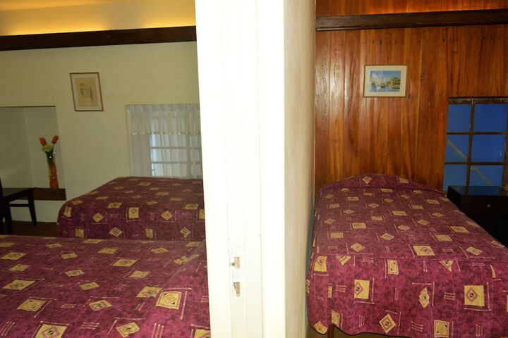 Room 14 of 86