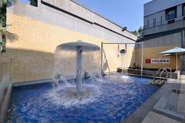 Spa 27 of 40