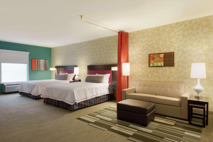1 Queen Bed Studio (7 of 12)