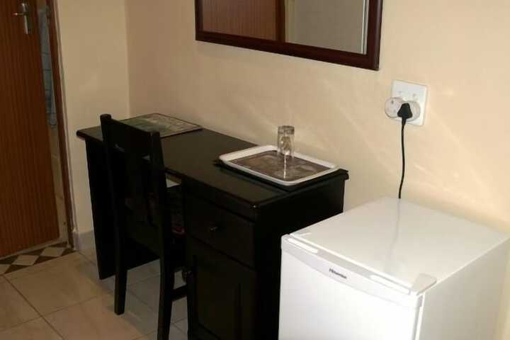 Room 13 of 31