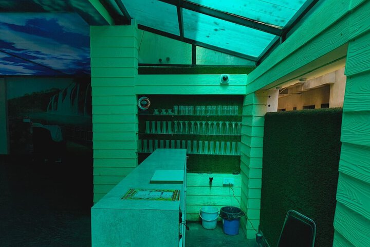 Pool 10 of 24