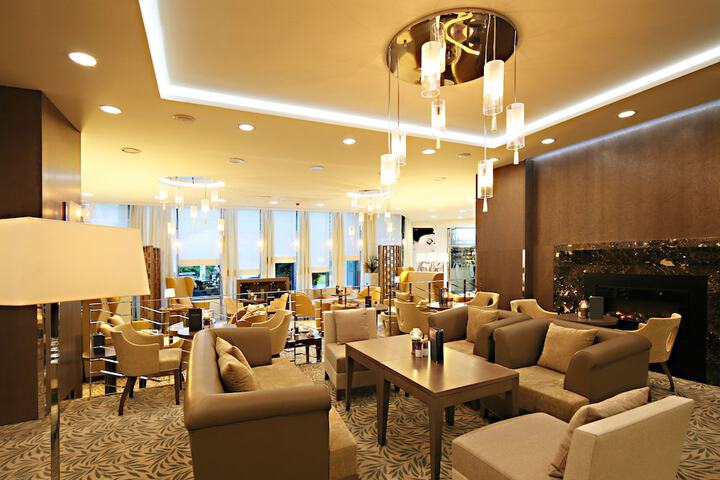 Hotel Interior 78 of 101