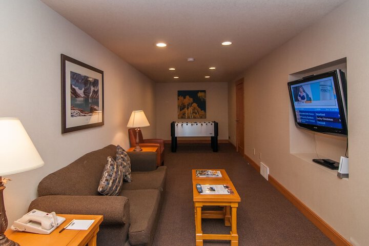 Room 47 of 105