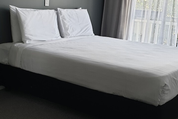 Room 16 of 59