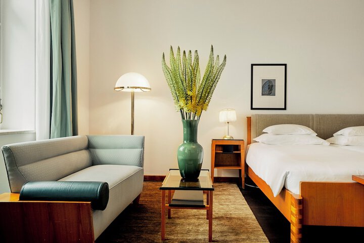 Room 21 of 125
