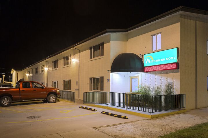 Hotel 32 of 38