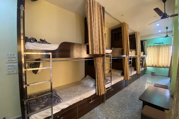Room 2 of 13