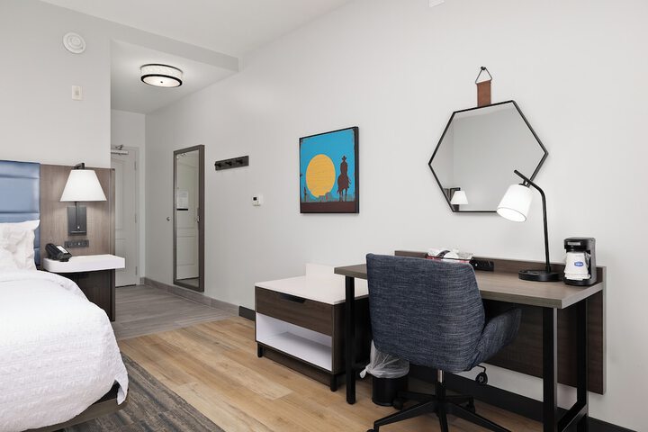 Room 14 of 81