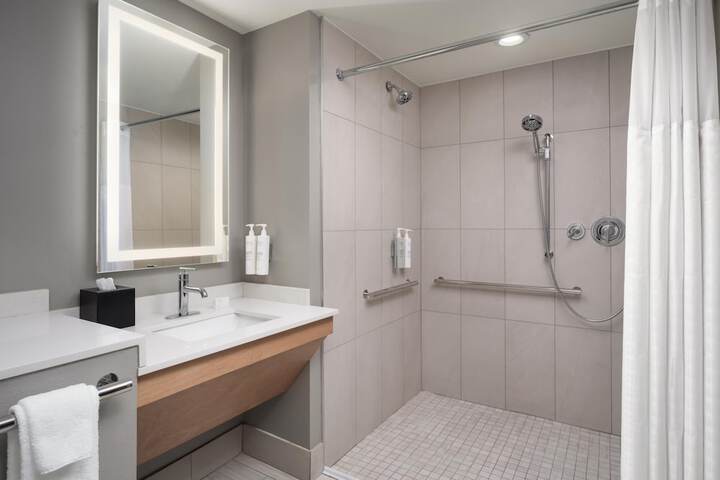 Clean Restrooms