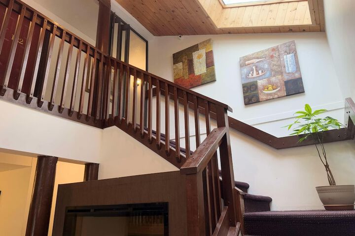 Hotel Interior 6 of 59