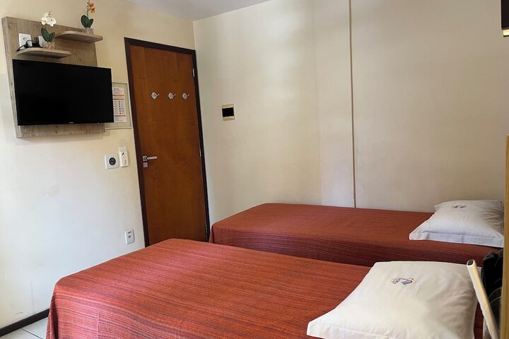 Room 47 of 80