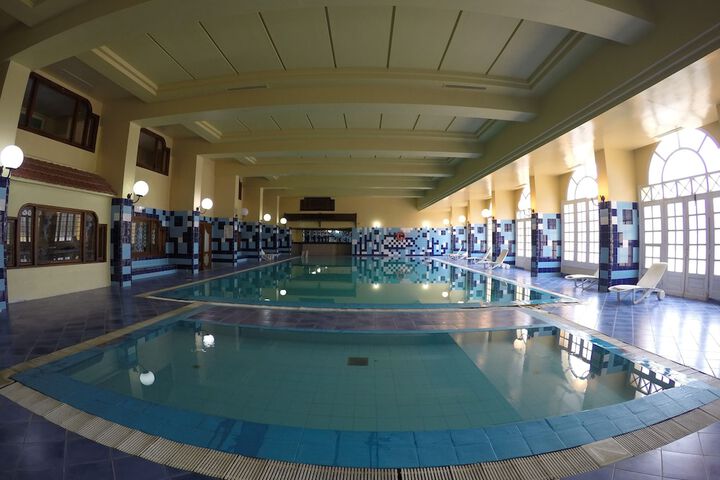 Pool 8 of 18