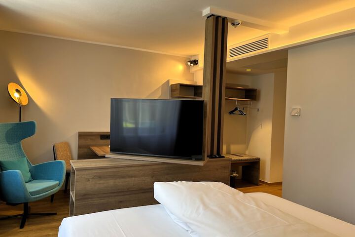 Room 14 of 54