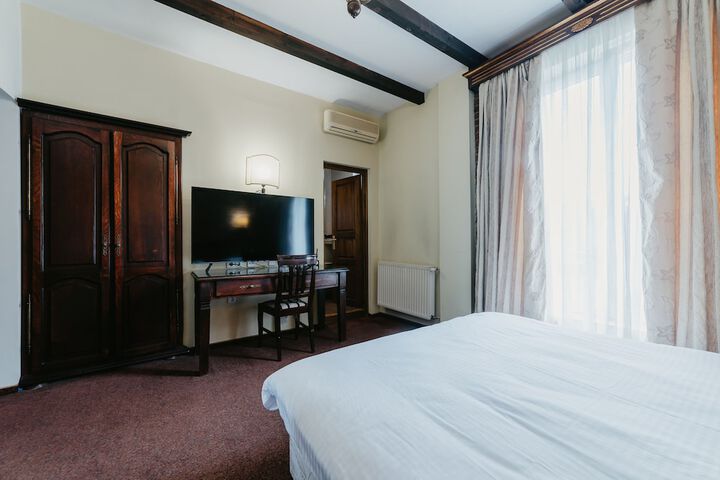 Suite Room